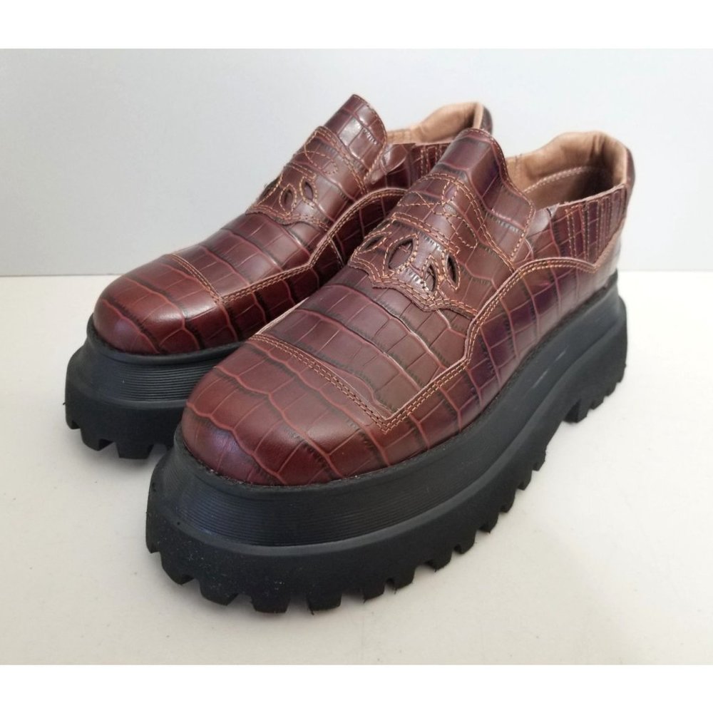 Women’s Brown Croc-Embossed Platform Loafers